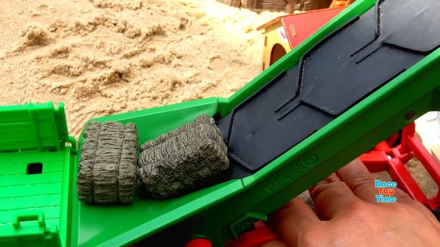 Playing with Fun Farm Animal Toys in the Sandbox смотреть онлайн