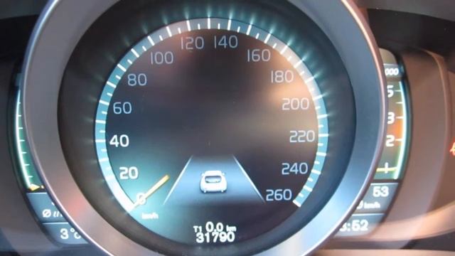 Volvo V40 D2 Summum Business Pack/Intellisafe Pro Line смотреть онлайн