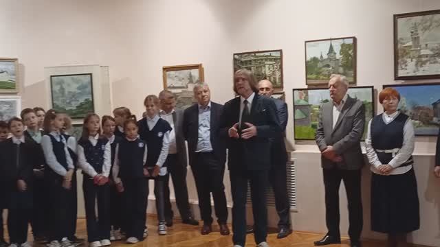 Вернисаж в Могилёве. Выступление Виталия Васильевича Васильева.