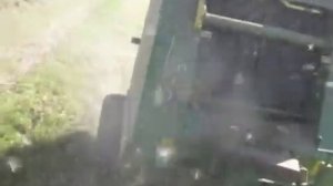 Пресс подборщик Джон Дир-582 на сенокосе 2020.