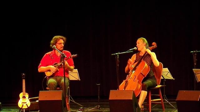 James Hill & Anne Davison - Uke Talk (Chalmers Doane) смотреть онлайн