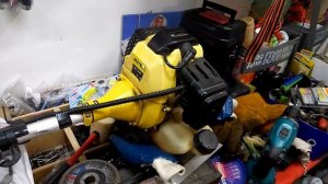 Не заводится бензокоса Huter - причина сальник!