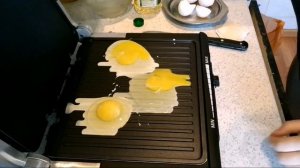 Яичница на гриле Kitfort 1633