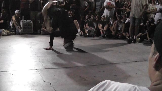 Yalta summer jam 2012 все в круг!Заруба от Булки\пуля,дачь vs люси смотреть онлайн