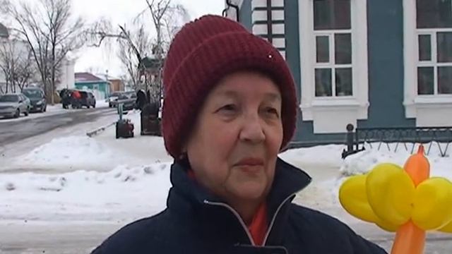 Блиц опрос и акция к 8 Марта. г. Павловск Вор. обл.