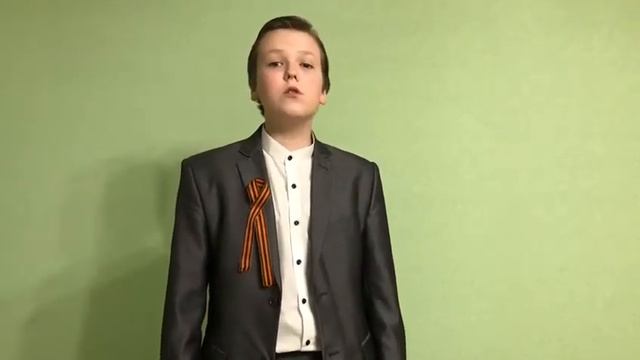 Стихотворение Д.С. Самойлова «Сороковые» читает Абзалов Мират смотреть онлайн