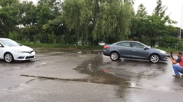 Nuevo Renault Fluence - test ABS смотреть онлайн