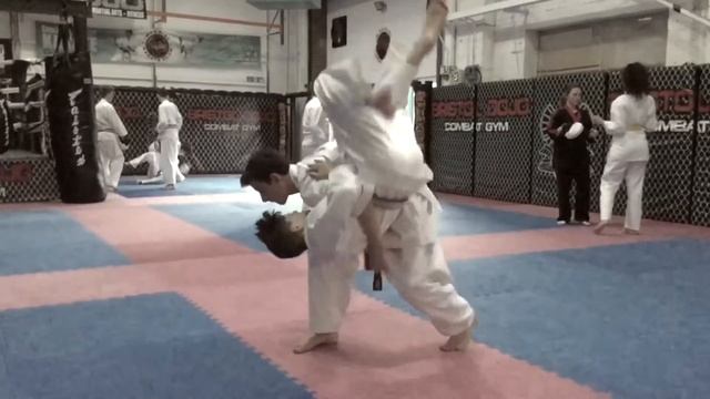 Pinan Sandan - Form to Function смотреть онлайн