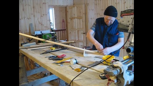 Изготовление ДЕТСКОЙ ЛОПАТЫ для уборки снега ! смотреть онлайн