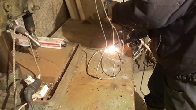 Медведь из проволоки по чертежам своими руками / Wire bear DIY смотреть онлайн