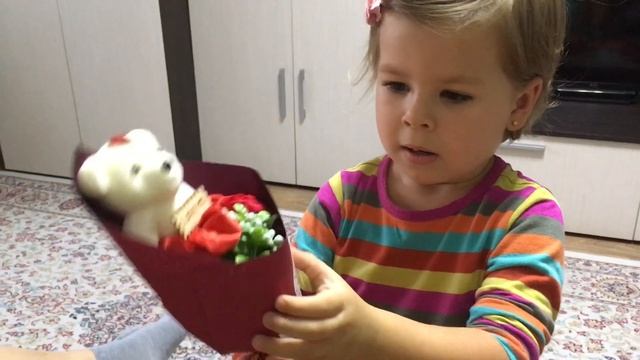 SOFI_YA опять подарок? что за повод? смотреть онлайн