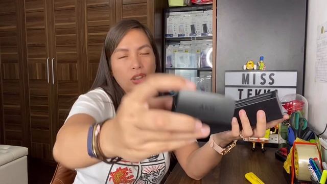 Samsung Galaxy S20 Plus Unboxing (Miss Tekki Style) смотреть онлайн