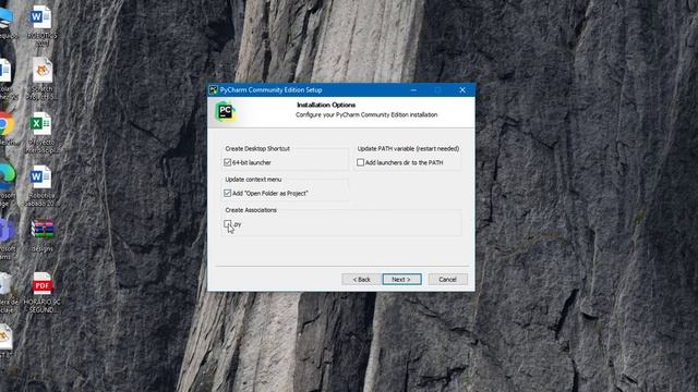 GRADE 10° - SECOND TERM - HOW TO INSTALL AND USE PYTHON AND PYCHARM смотреть онлайн