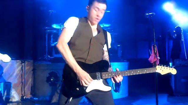 McFly - Everybody Knows (Solo) - Keep Calm & Play Louder - Plymouth смотреть онлайн