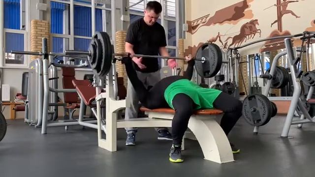 жим штанги лёжа 125 кг смотреть онлайн