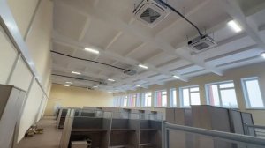 Монтаж потолочного кондиционера сплит-системы кассетного типа