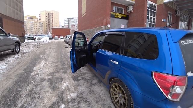 VETERBLOG #5 Тюмень/ Дрифт в центре/ Пушечный Subaru Forester смотреть онлайн