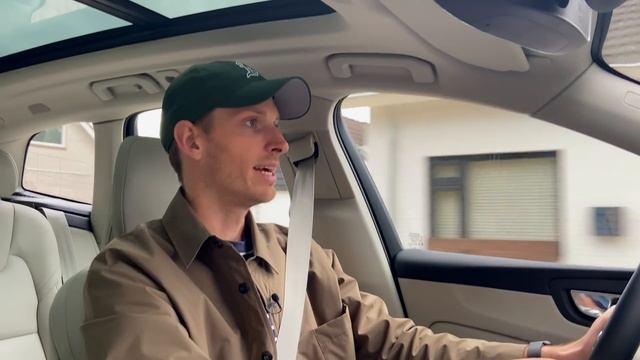 Volvo EX30, EM90, C40 fixes and MY24 XC60 *UPDATE* смотреть онлайн