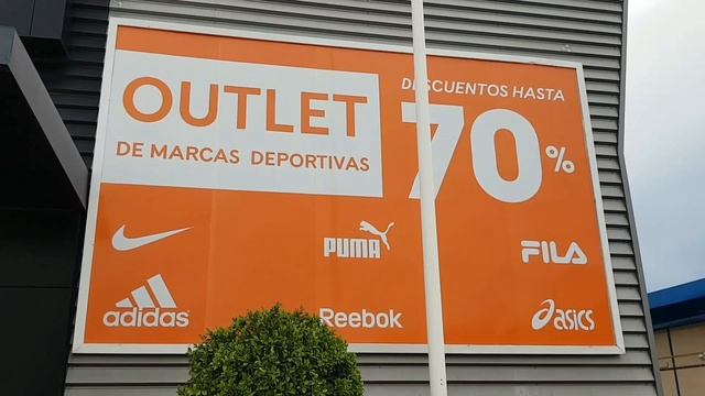 Benidorm Finestrat Outlet Square смотреть онлайн