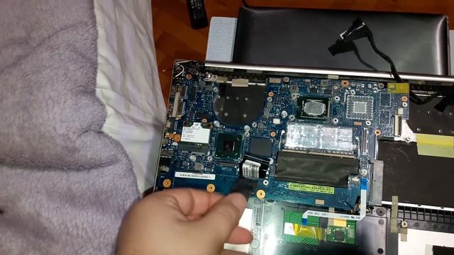 Asus Ux32a - как отремонтировать петли