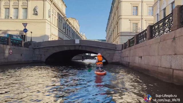 Рассвет в центре Санкт-Петербурга на САП бордах. Спас на Крови. смотреть онлайн