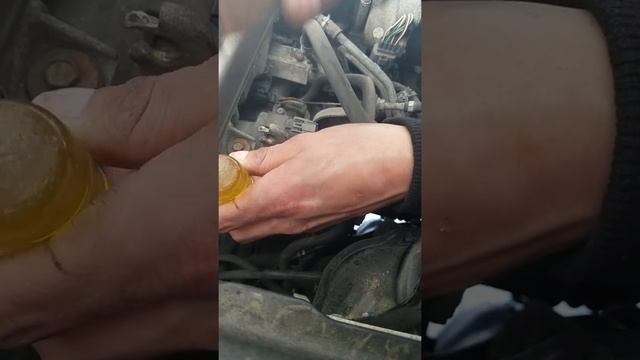 How to remove TPS on a 01 Honda CRV (THROTTLE POSITION SENSOR) REMOVED PT.1 смотреть онлайн