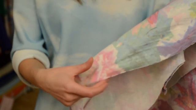 О том как выбирать трикотаж и другие ткани для свитшотов смотреть онлайн