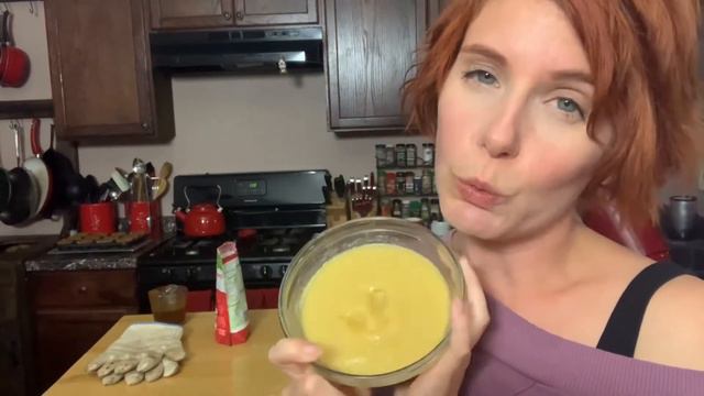 Episode 15: Peanut Butter Cupcakes with a Caramel Browned Butter Buttercream смотреть онлайн