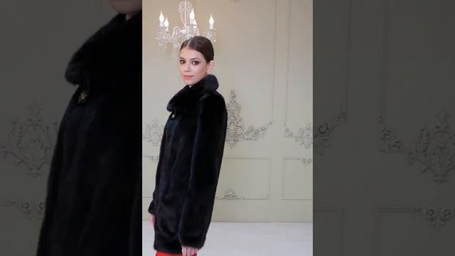 Шуба норковая Кулиска (Черный) воротник апаш. Длина изделия 80 см смотреть онлайн