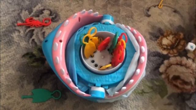 ИГРА в АКУЛУ с МАМОЙ! КТО ПОБЕДИТ? смотреть онлайн