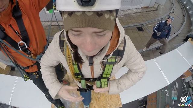 Яненко Яна прыжок с мост сити 9 апреля 2017 смотреть онлайн