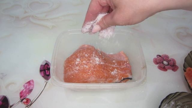 Форель сухого посола без САХАРА. Как засолить малосольную форель смотреть онлайн