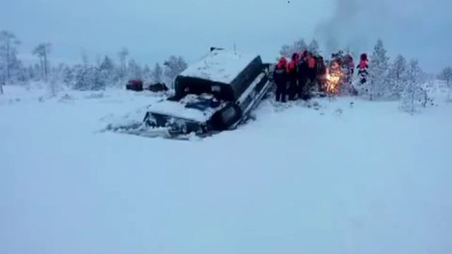 Техника тонет на Крайнем Севере ЖЕСТЬ