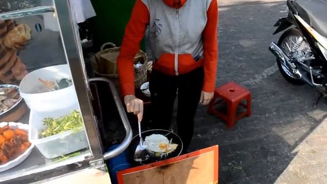 Где съесть фаст фуд по вьетнамски смотреть онлайн