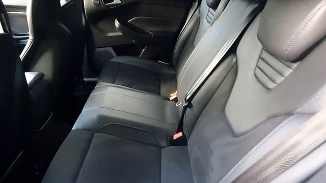 FORD FOCUS 2 3 RS 5d 346 BHP 2016 66 смотреть онлайн