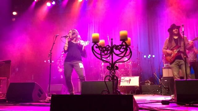 Last Waltz Revisited-Caravan (Van Morrison cover) смотреть онлайн