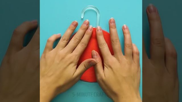 16 ЛАЙФХАКОВ С КЛЕЕВЫМ ПИСТОЛЕТОМ смотреть онлайн