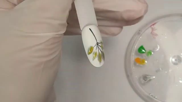 Урок с курса. Дизайны ногтей. Листочки.Lesson from the course. Leaflets Nail design? смотреть онлайн