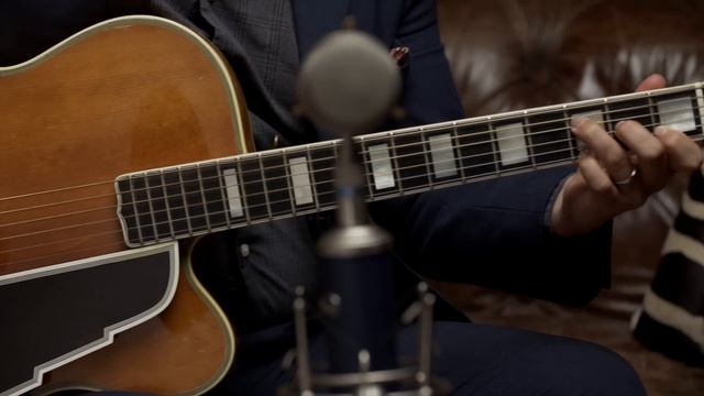 Historical Tone: 1949 D'Angelico Excel Cutaway смотреть онлайн