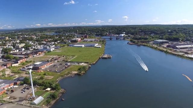 Great views of New Haven's Quinnipiac River Bridge,AKA Pearl Harbor Memorial Bridge смотреть онлайн