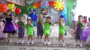 Танец с малышами на выпускном 2019. Муз.  рук.  Корчагина М.  В.