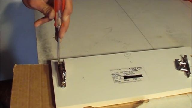 Assembling Metabox Drawers