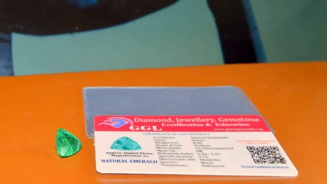 Аукцион. Драгоценные камни с 1 рубля Изумруд ювелирный натуральный, Колумбия, сертификат смотреть онлайн