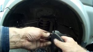 Замена тормозных колодок Suzuki Jimny, Суппорт-2.