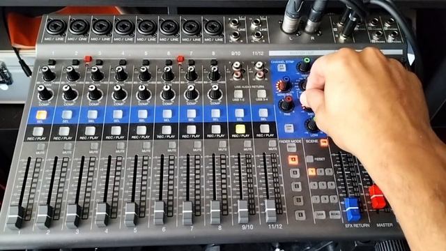 zoom livetrak L12 Türkçe anlatım part1. смотреть онлайн