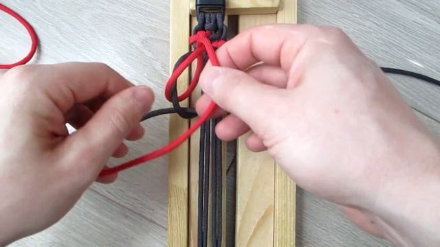 Браслет из паракорда Raptor Claw смотреть онлайн