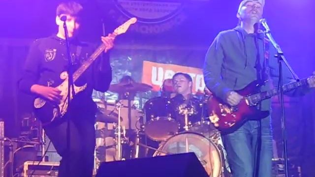 Озоновый слой - Я живой, Красноярск, парк Горького смотреть онлайн