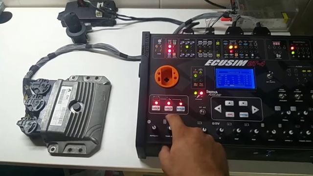 Renault Duster ECU V42 programação em bancada смотреть онлайн