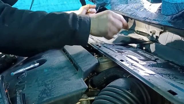 replace bad clutch master cylinder Toyota avensis смотреть онлайн