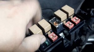 Замена предохранителя свечей накала SantaFe diesel